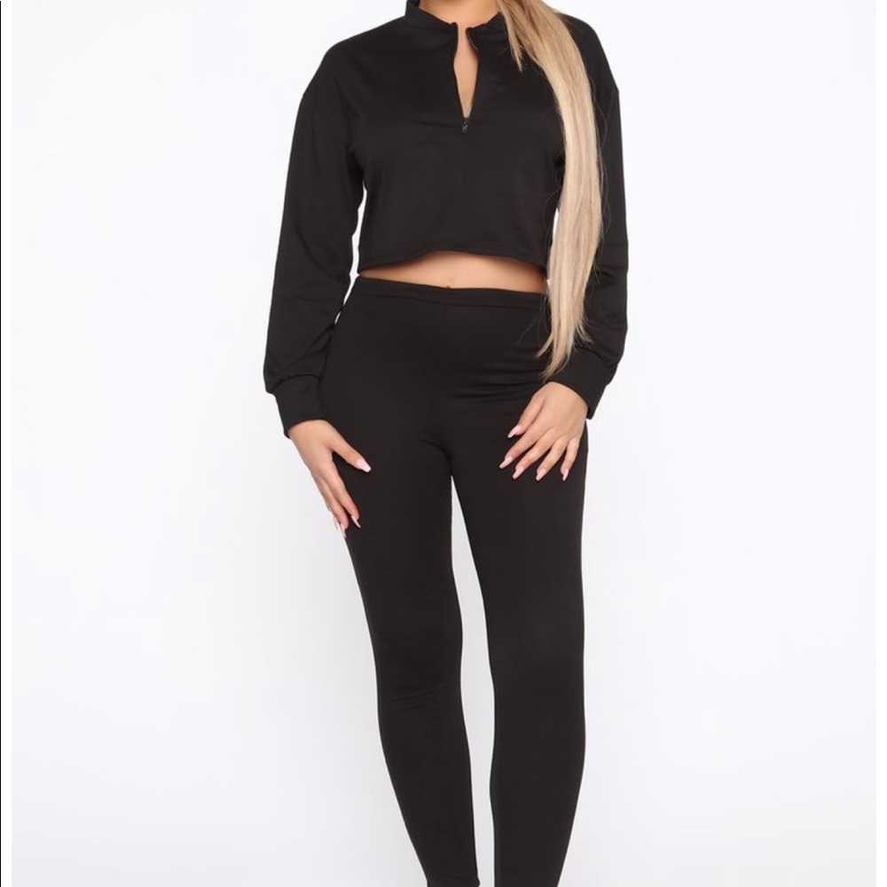 Black legging set